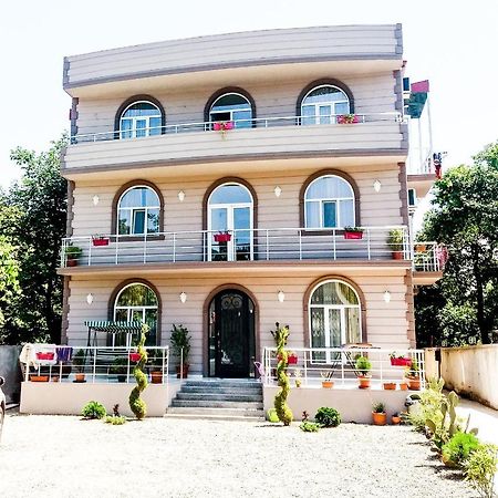 Nica Hotel Kobuleti Exterior photo